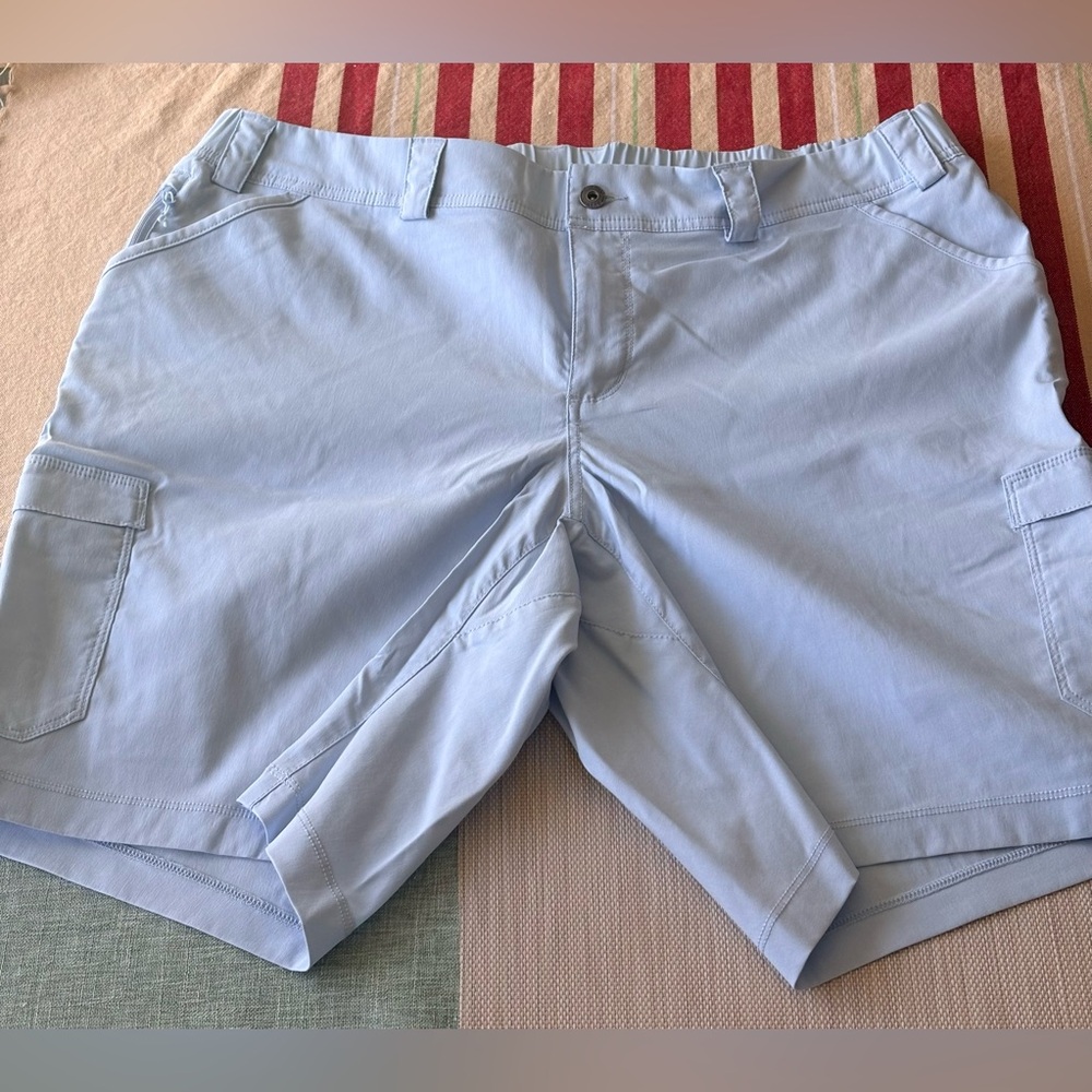 Duluth Trading Co Light Blue Women’s  Cargo Shorts